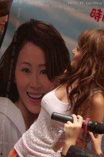 姚乐怡的个人资料,才华横溢的年轻艺术家，多才多艺的人生轨迹