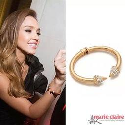 明星 手镯,明星们的时尚配饰揭秘